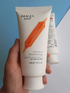 فوم شستشو پرتقال خونی 200گرمی