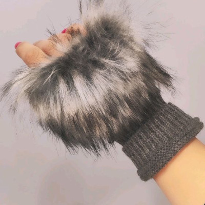 ساق دست زنانه