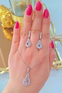 نیم ست نقره زنانه با آبکاری طلا سفید بدون ریزش نگین ضد حساسیت