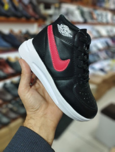 اسپرت ساق بلند نایک پسرانه ودخترانه ( مشکی و سفید)-143769