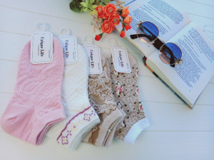 جوراب زنانه طرح برجسته