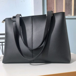 کیف زنانه بزرگ و جادار