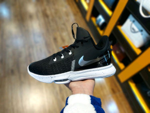 Nike Lebron WITNESS V نایک لبرون وینتس 5