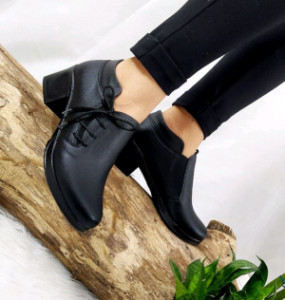 کفش طبی اداری مدل بغل بندی پیک مشکی سایز 38 39