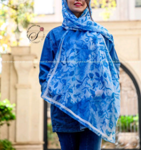 شال نخی آبی سفید پر طاووسی دو متری برند شیدی-144553