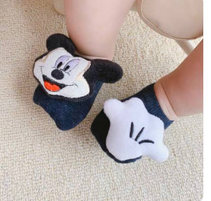 جوراب بچگانه عروسک دار میکی موس تا به تا