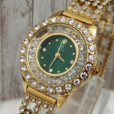 ساعت عقربه ای زنانه نگین دار .-126701