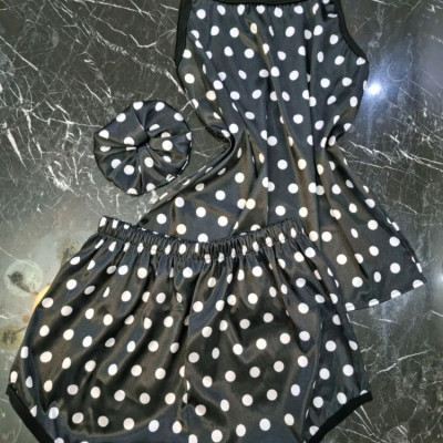 تاپ و شلوارک ساتن