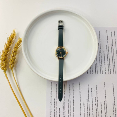 ساعت زنانه طرح بابونه رنگ طوسی