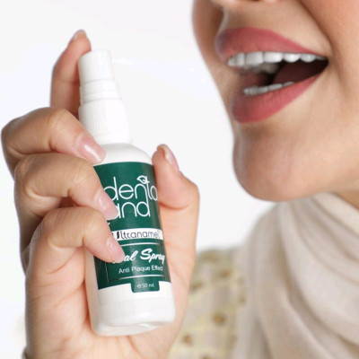 اسپری دهانی (محلول دهانشویه غیر الکلی) با اثر ضد پلاک دندان دنتالند