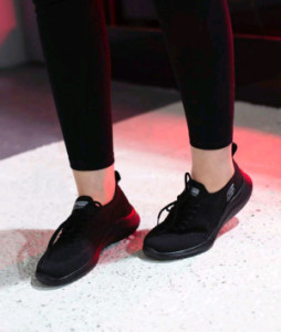 کتانی اسکیچرز جورابی مشکی زنانه