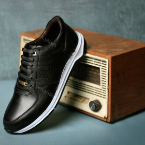 کفش اسپورت چرم طبیعی مدل کارا 501 با زیره سبک eva