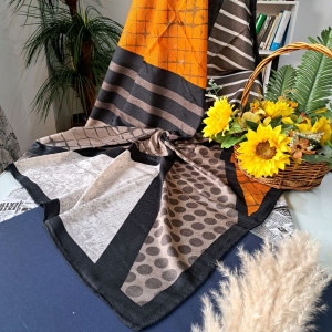 روسری زنانه طرح شیما