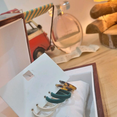 گوشواره رنگی