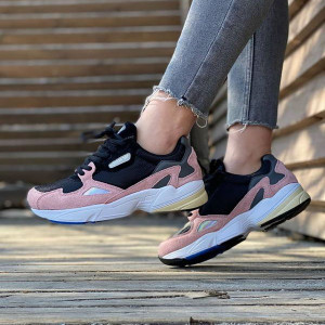 کتانی آدیداس فالکون