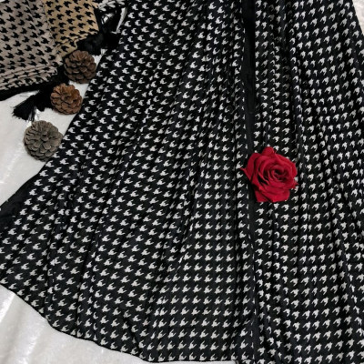 شال نخی سفید ومشکی وبا چهار رنگبندی-126884