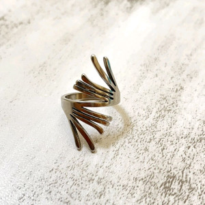 انگشتر استیل نقره ای مدل ونوس رنگ ثابت ارسال رایگان