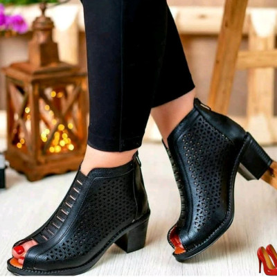 صندل پاشنه دار زنانه مدل برفی