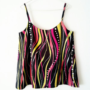 تاپ کلوش یقه گرد ساتن سایز 32 تا 50-98454