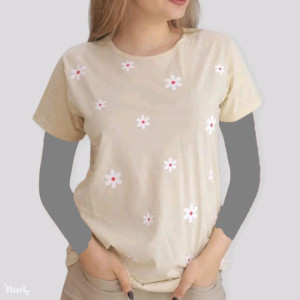 تیشرت زنانه تمام چاپ بابونه