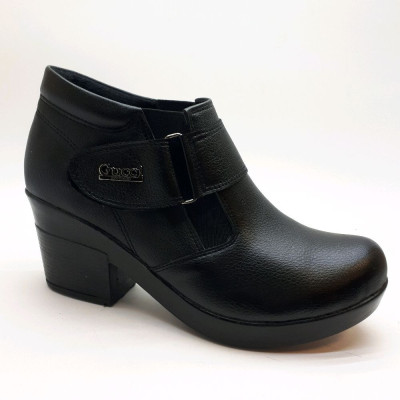 نیم بوت چسبی زنانه پاشنه هفت سانت چرم صنعتی ازسایز37تا41رنگ مشکی-126685