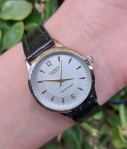 ساعت زنانه بند چرمی مشکی لاروس ساعت ویژن