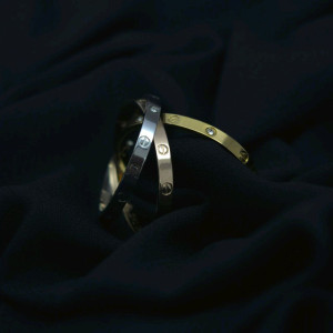 دستبند استیل کارتیر رنگ ثابت ارسال رایگان-120615