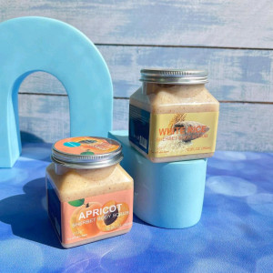 اسکراب بدن میوه ای