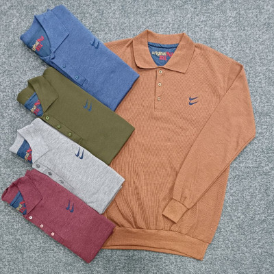 بلوز یقه دار