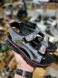 صندل پسرانه مدل آی سو سایز 32تا36