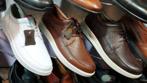 کفش تمام چرم طبی تزیرق مردانه مدل هشترگ کفش امیررضا