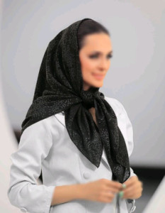 روسری مشکی کرپ گل پرسی قواره 110