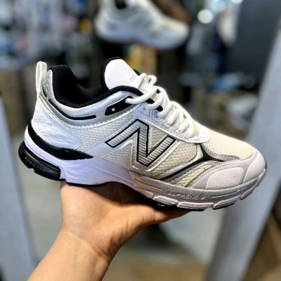 نیوبالانس سفید مشکی