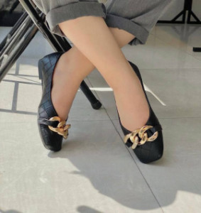 کالج زنانه عروسکی چاپی کارتیر رنگ مشکی سفید کرم-106025