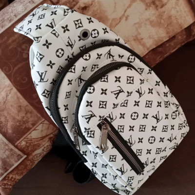 بادی بگ و روسینه ای طرح LV