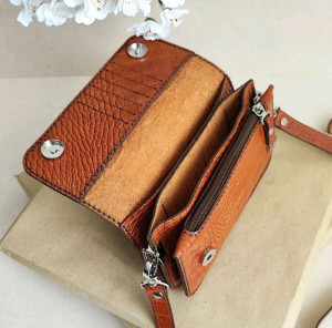 کیف دوشی ودستی چرم طبیعی