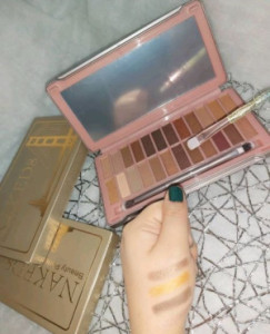 سایه 24رنگ ناکد 8